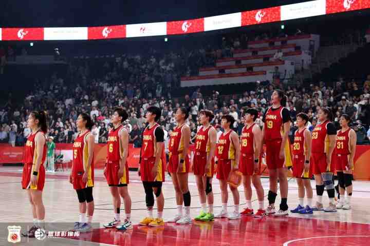 中国女篮大胜蒙古晋级半决赛将面对老对手韩国 杨舒予崴脚是隐患